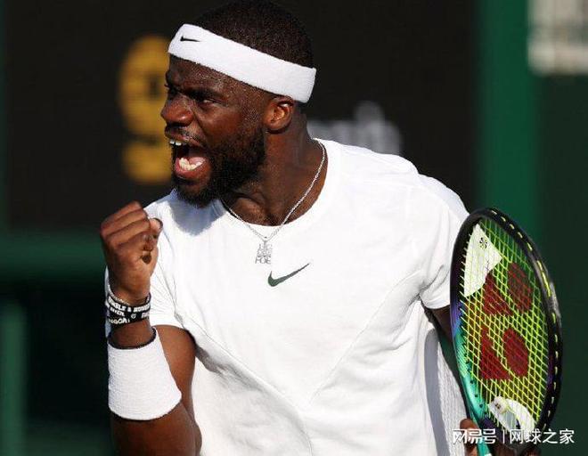 腾哈格为何四面楚歌？他当初不应该搞宫斗拿C罗当垫脚石