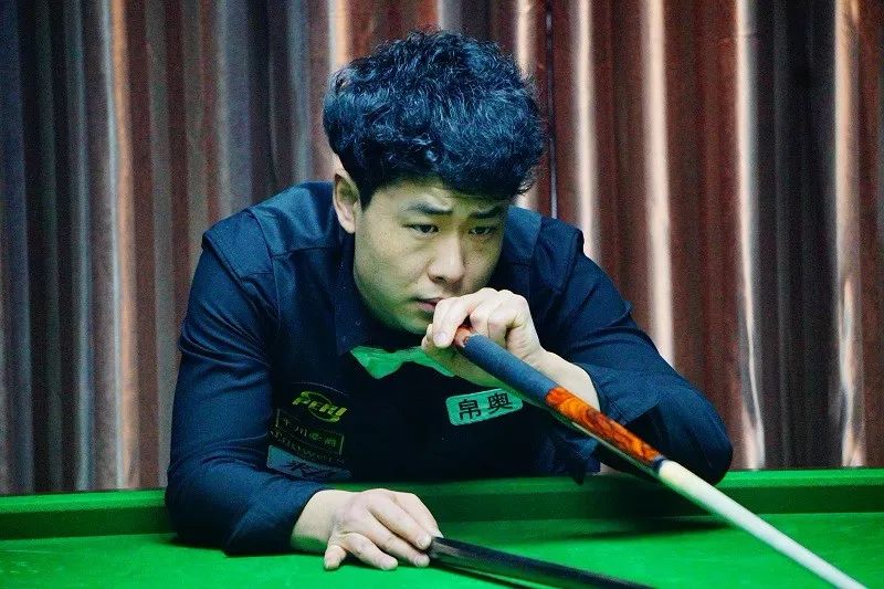 经常将球送 经常将球送