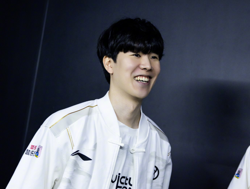 拿球保护推 拿球保护推